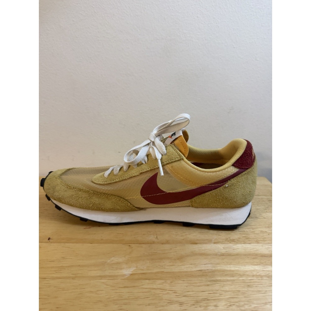 Nike Daybreak SP Retro Men's Size 9 US CZ0614-700 Topaz Gold Athletic Shoes - Picture 2 of 7